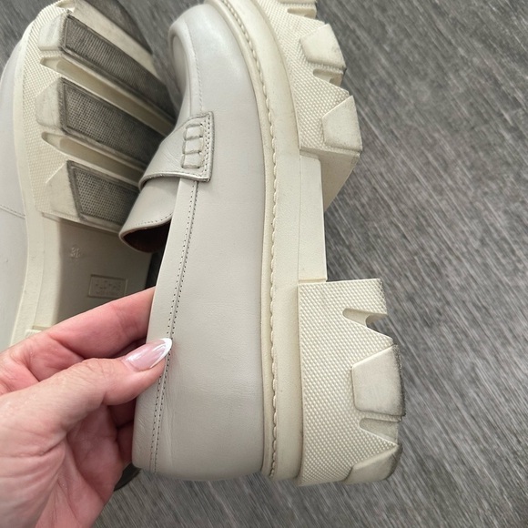 ALOHAS- WHITE CREAM LEATHER CHUNKY LOAFERS - 38 
Beige - Picture 8 of 8